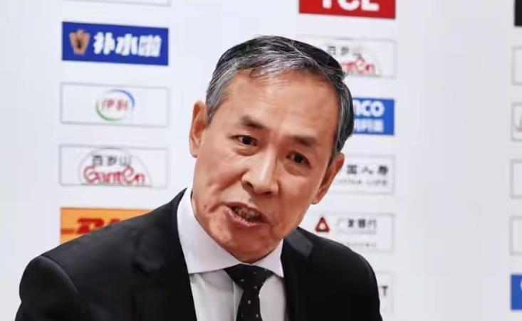 V体育官网-北京队二连败，许利民怒斥球星耍大牌，媒体人扒周琦怼主教练言论