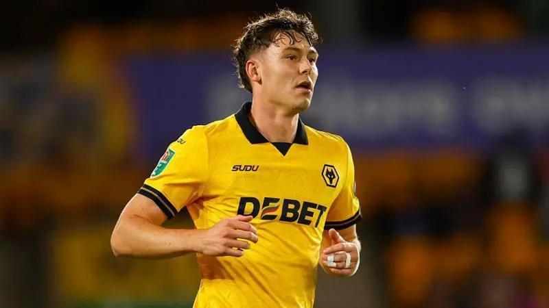 V体育官网-DO：目前只有利兹联报价尤尔根-拉森，狼队倾向留住该球员