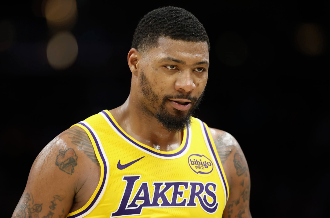 V体育下载-真香！2年1052万+正负值+209，佩林卡神操作，湖人血赚一波